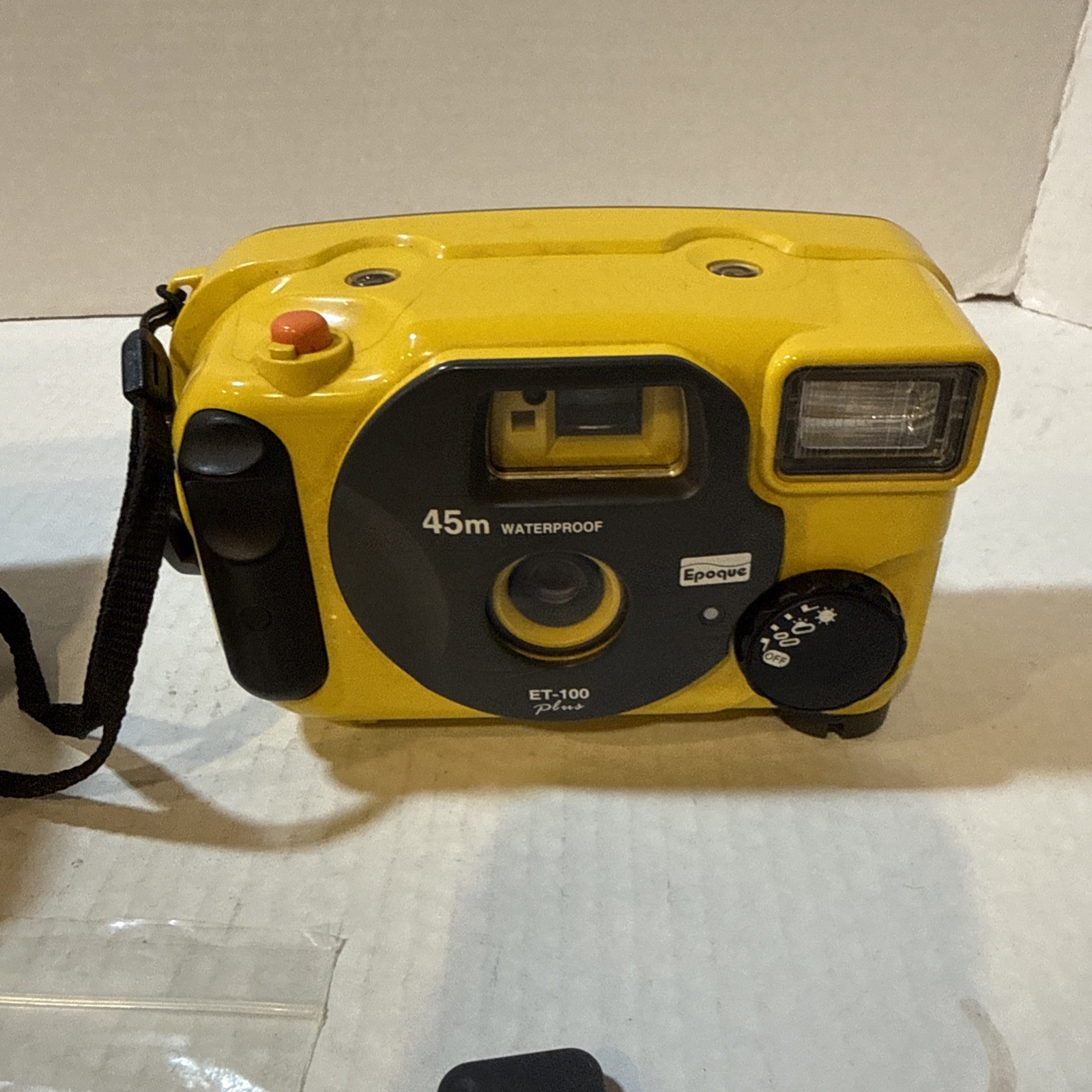 Epoque 45m Auto Winding Built in Flash Underwater Camera - ET-100 Plus - Works