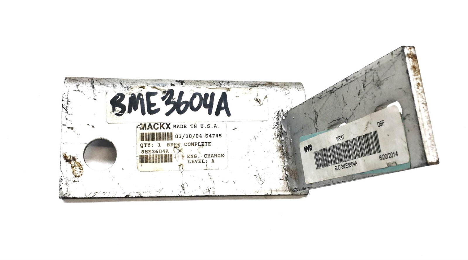 Mack Complete Bracket 8ME3604A NOS