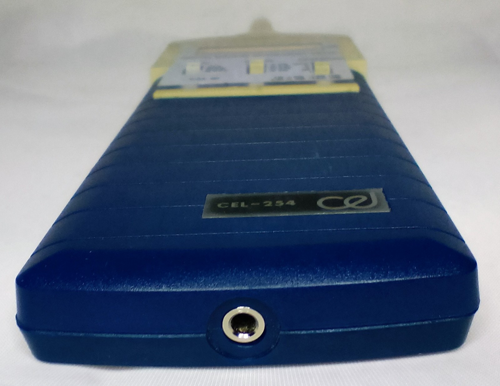 CEL-254/2 Acoustical Calibrator Class 1L CEL-282 Acoustical Calibrator 2L