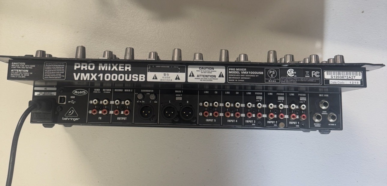 Behringer VMX1000USB 5-Channel DJ Mixer USB Audio Interface Professional