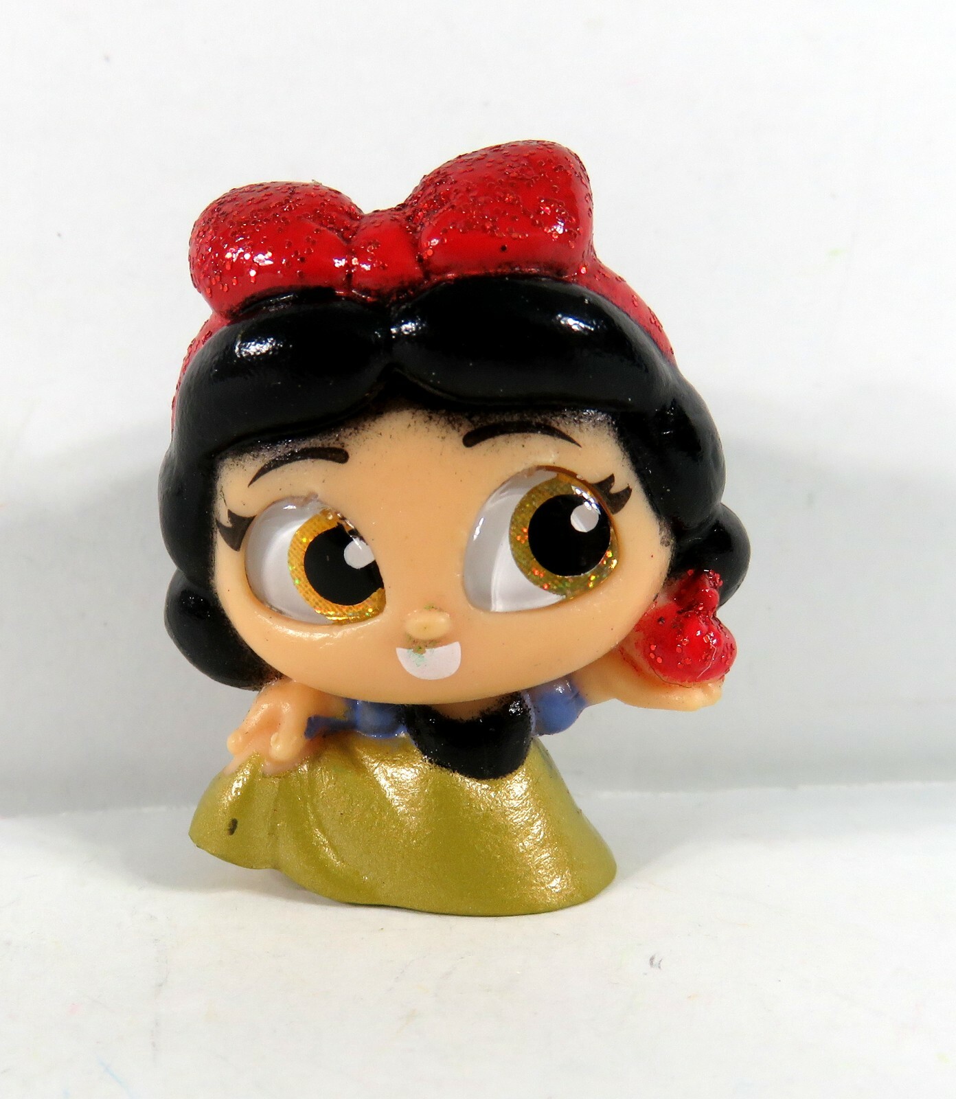 Disney Doorables Series 6 Princess Collection Peek Gold Snow White Figure NEW