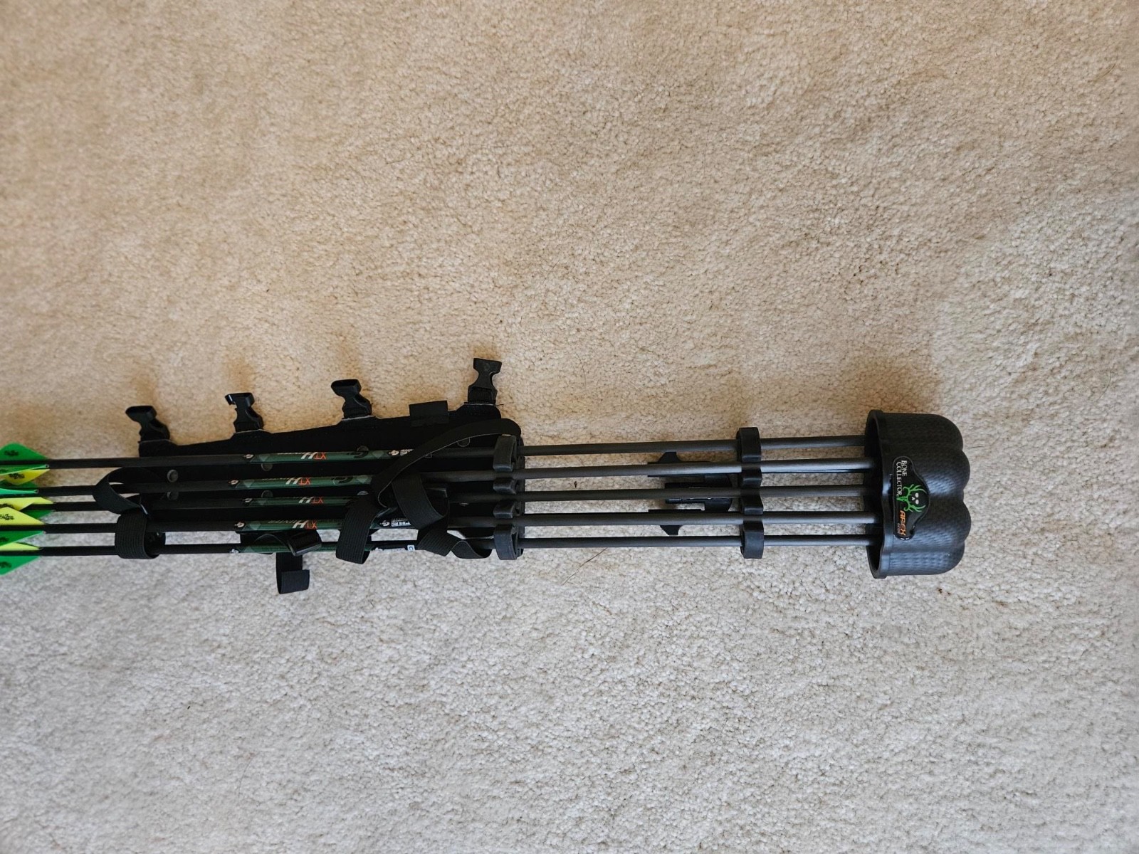 **BowTech Destroyer 340 Compound Bow Package – flawless – $400 OBO**