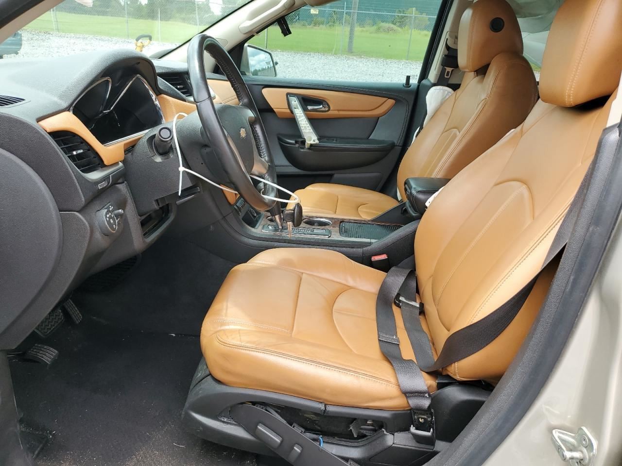 TRAVERSE 2013 Glove Box 4882471