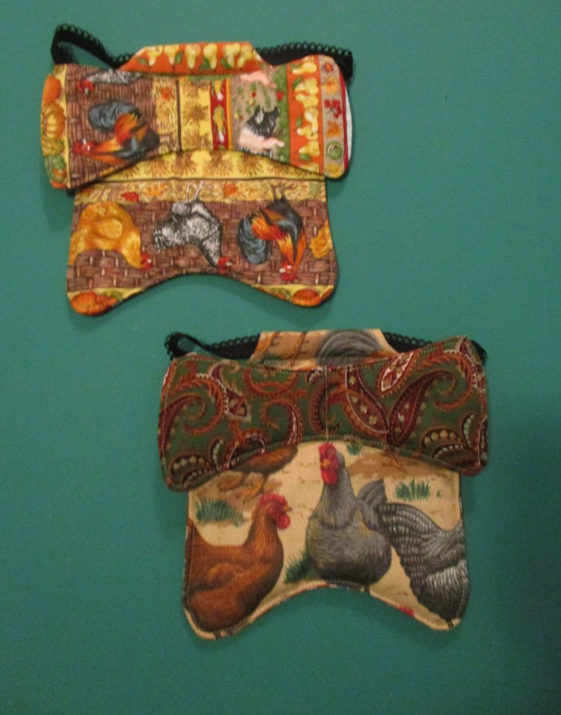 Chicken Saddles Lot of 2 Small Fowl Bantam Hen Size Padded with Wing Guards USA