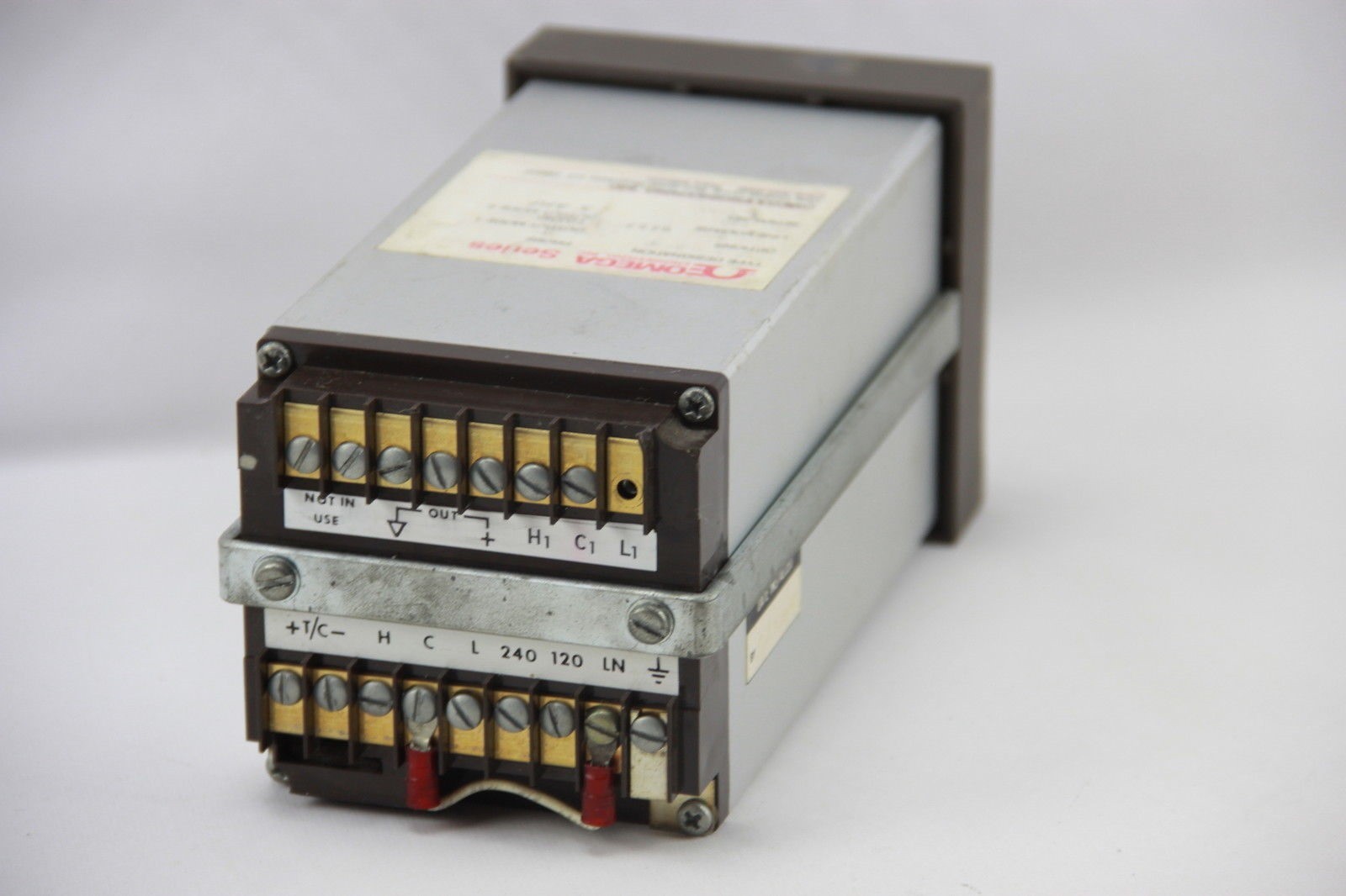 Omega 1612-3-0-899C Microprocessor Temperature Controller/Counter 120-240V