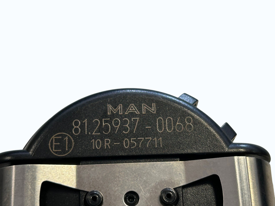 Rain sensor 81259370068 MAN Trucks TGX I 2019