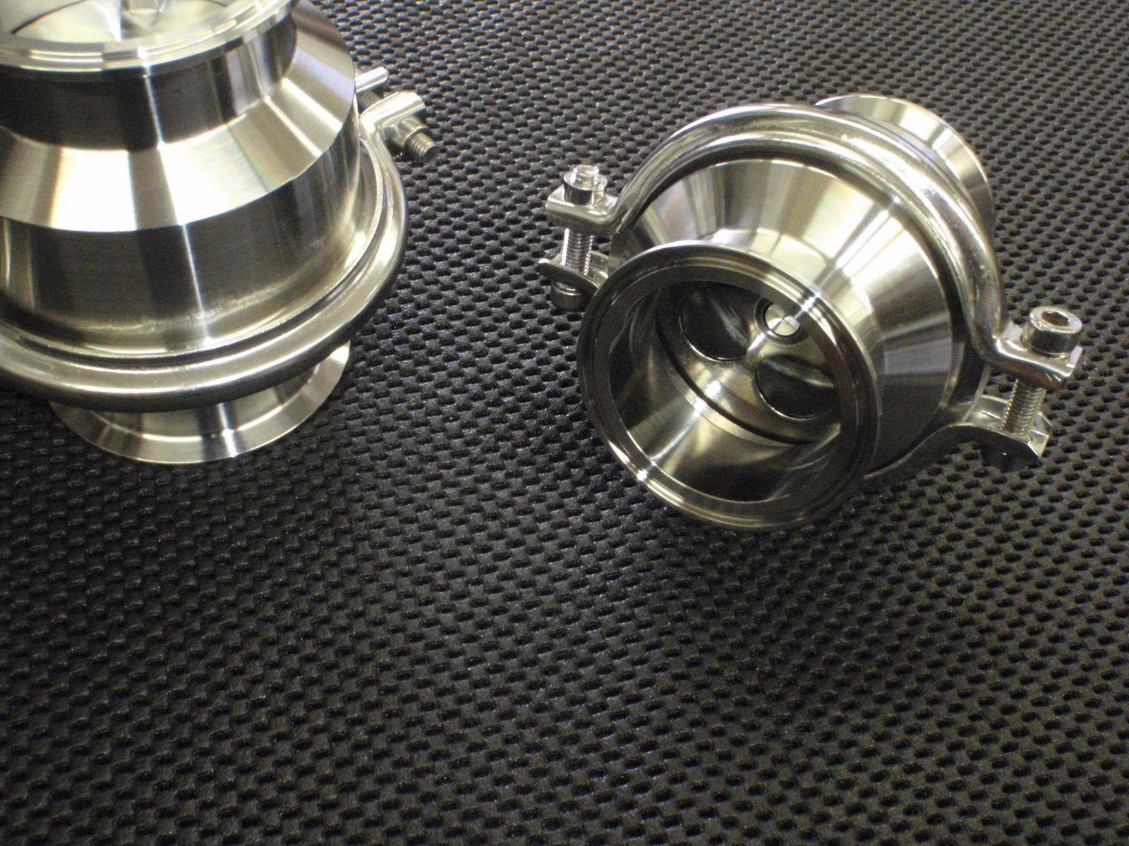 TCICV38 STAINLESS TRI CLAMP INLINE CHECK VALVE 1 1/2" O.D. SANITARY 38mm