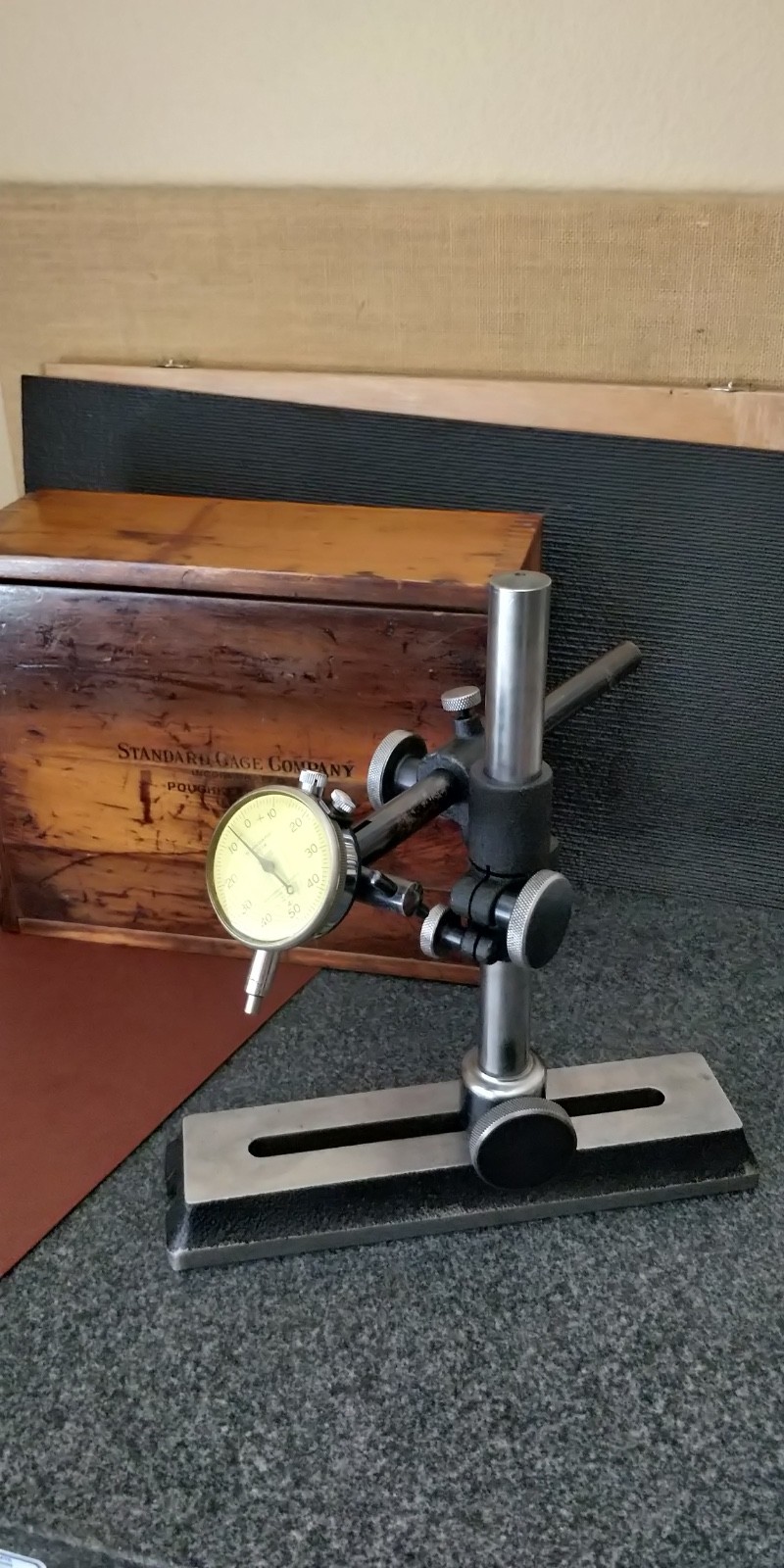 RARE Standard Gage Co Model 125 universal surface gage complete in box