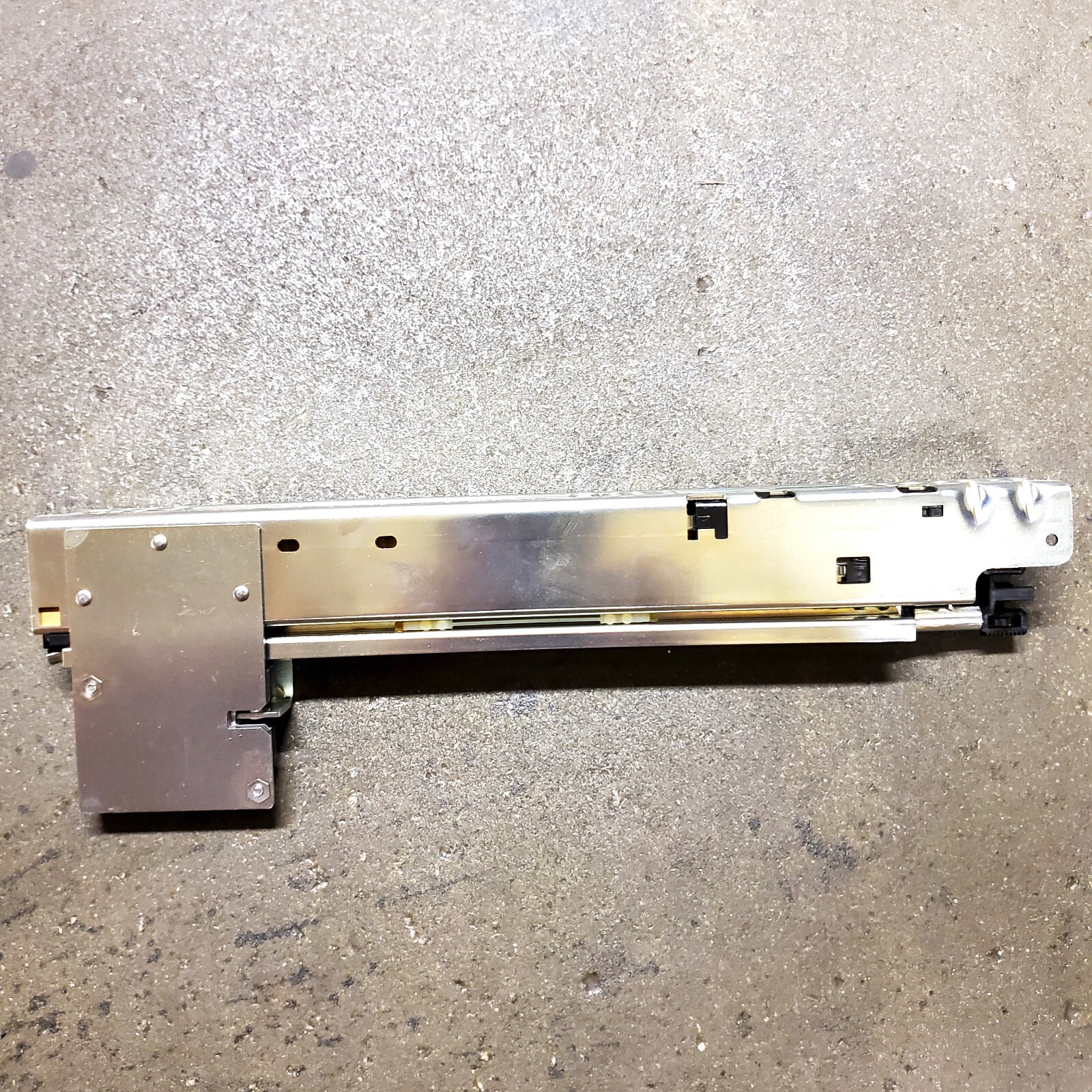 [PAIR] Accuride 15" Senseon Electronic Locking Undermount Drawer Slide Brackets
