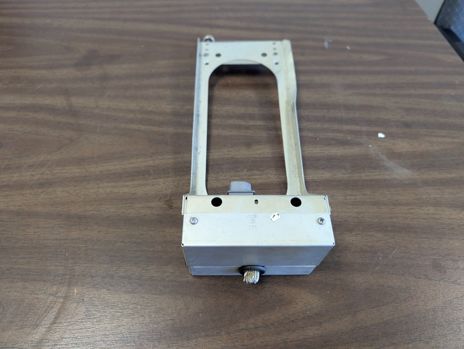 Collins 390R-20 Mount; 622-1196