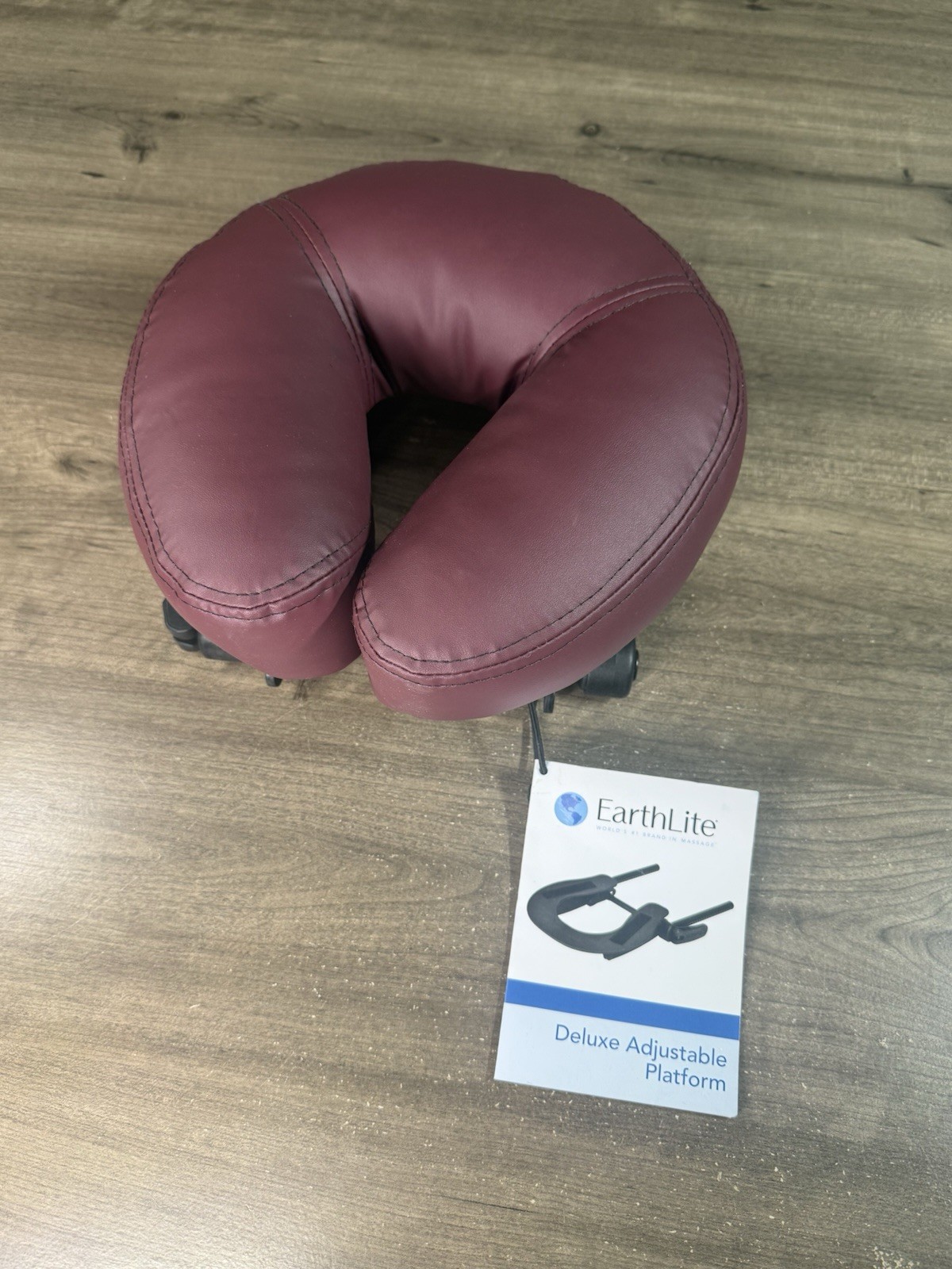 NWT EarthLite Deluxe Adjustable Platform Massager