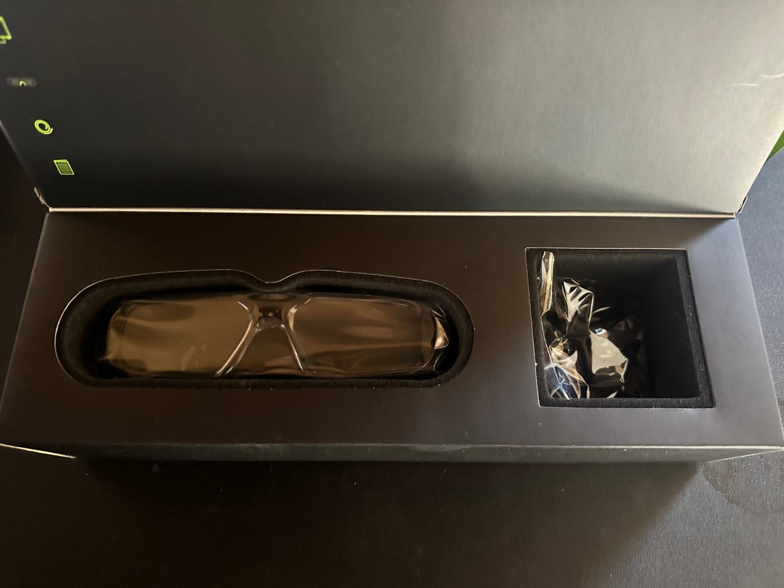 NVIDIA 3D Vision Wireless Glasses (942-10701-0001-002)