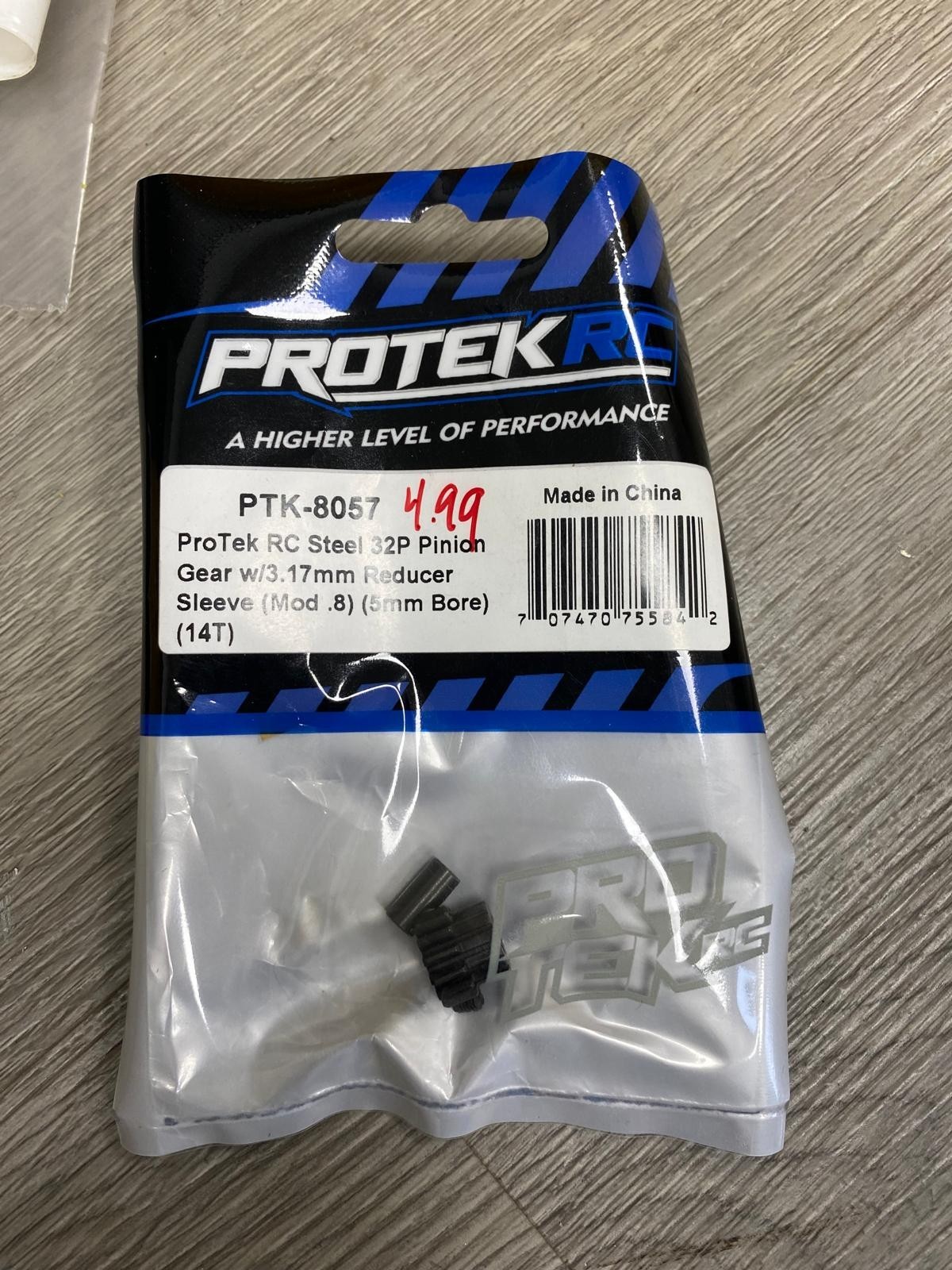 ProTek RC PTK-8057 Steel 32P 14T Pinion Gear w/3.17mm Reducer Sleeve (Mod .8)