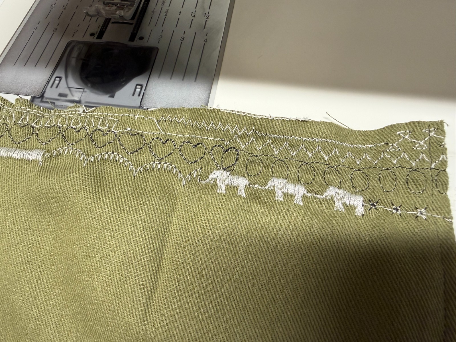 Pfaff Quilt Expression 4.2 Sewing Machine
