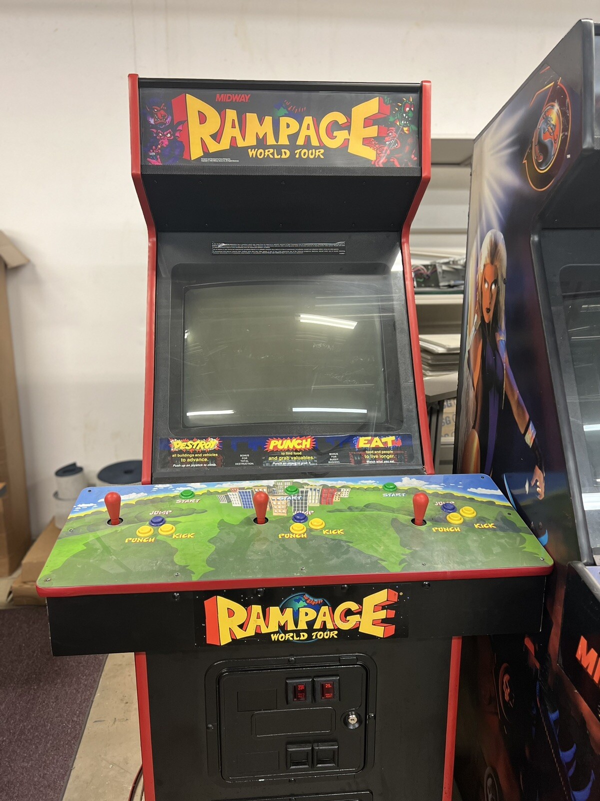 RAMPAGE WORLD TOUR ARCADE MACHINE by MIDWAY 1997 (Excellent Condition)