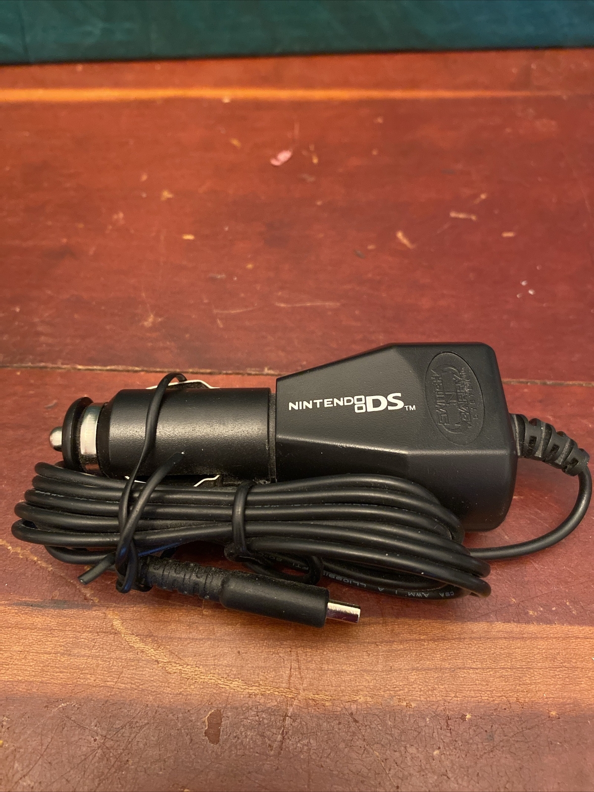 Nintendo DS Switch and Carry Car Charger 12V DS Lite 2007 EUC
