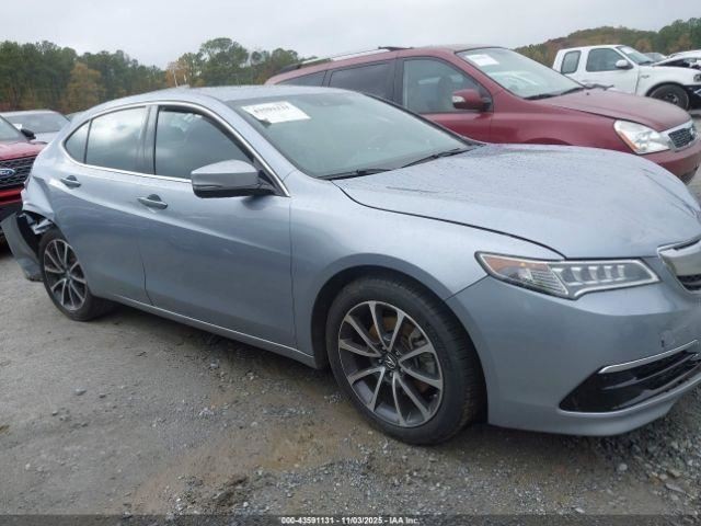 TLX 2016 Glove Box 4923639