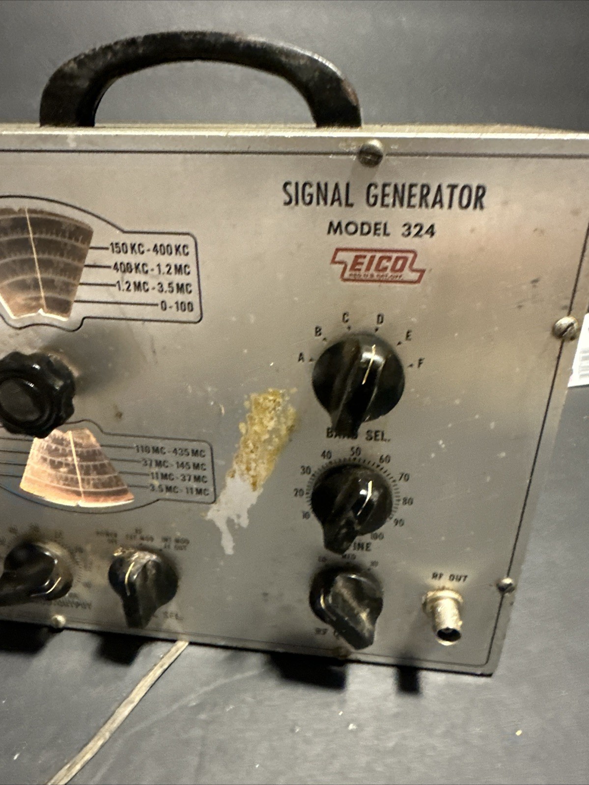 Eico Signal Generator Model 324 Untested, Powers On, Lights Up Untested #P