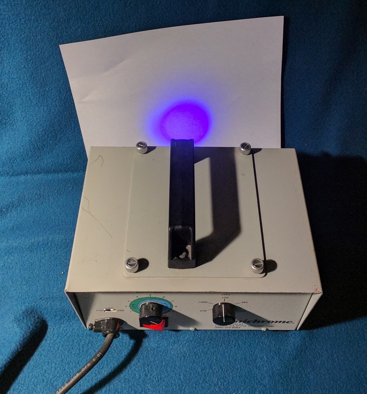 Omnichrome FLS 5000 Forensic Light Source Alternative Light Source