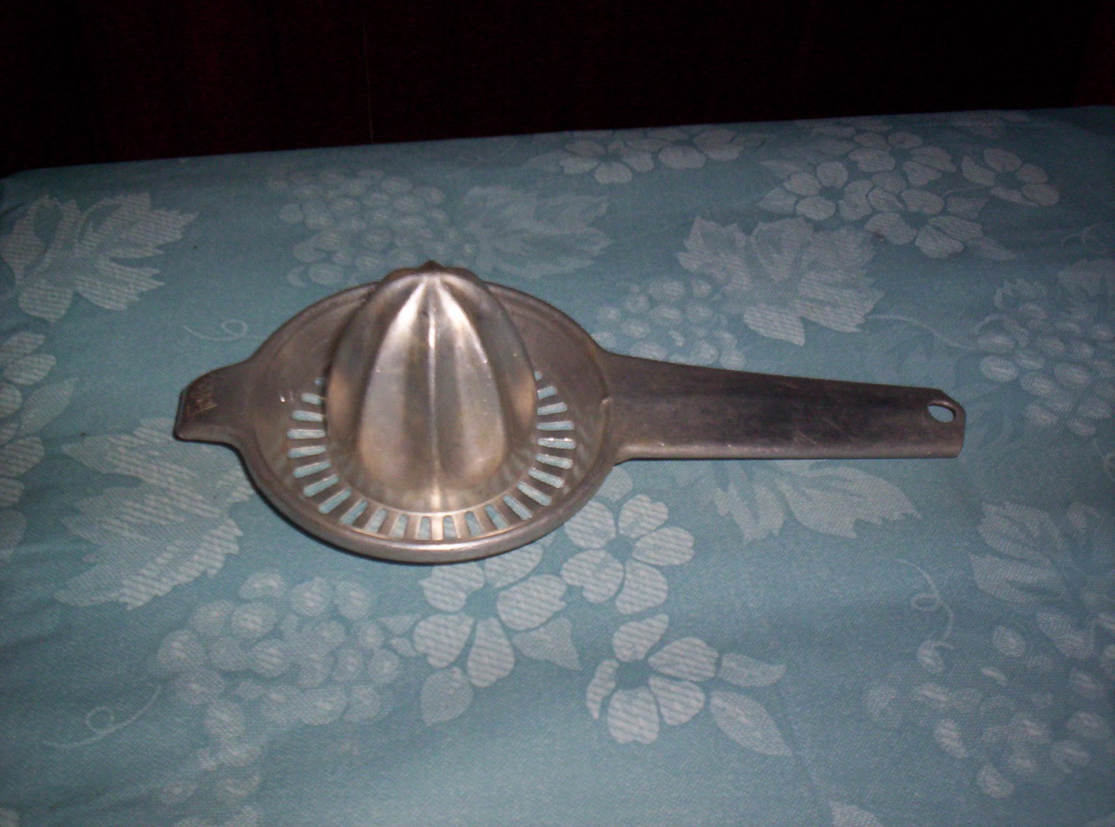 Vintage Foley Aluminum Juicer Reamer Made in USA