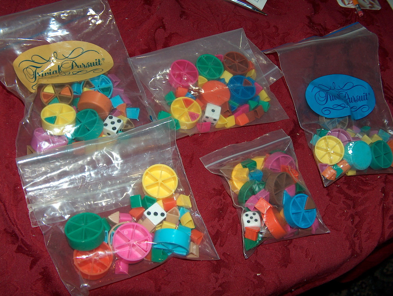 LOT OF 5 SETS Trivial Pursuit Replacement Tokens Scoring Wedges  Pieces Pie