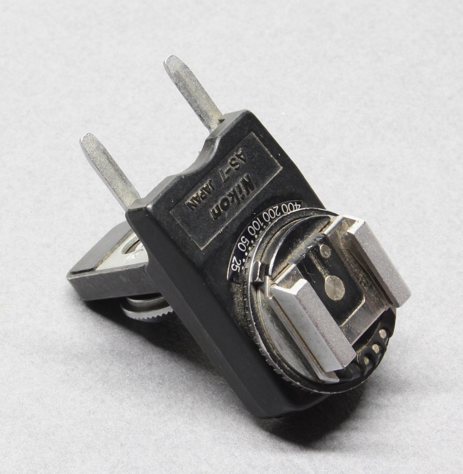 Nikon AS-7 Flash Unit Coupler / Hot Shoe Adapter for F3 35mm SLRs
