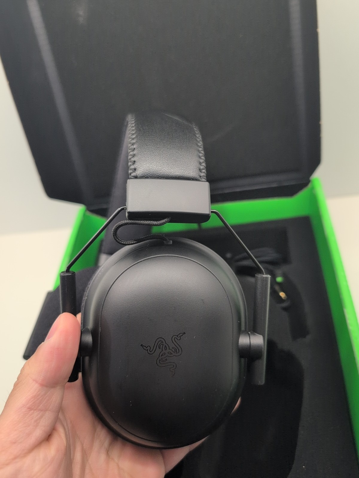 Razer BlackShark V2 Pro Wireless Gaming Headset (Pre 2023 Version) with box #15