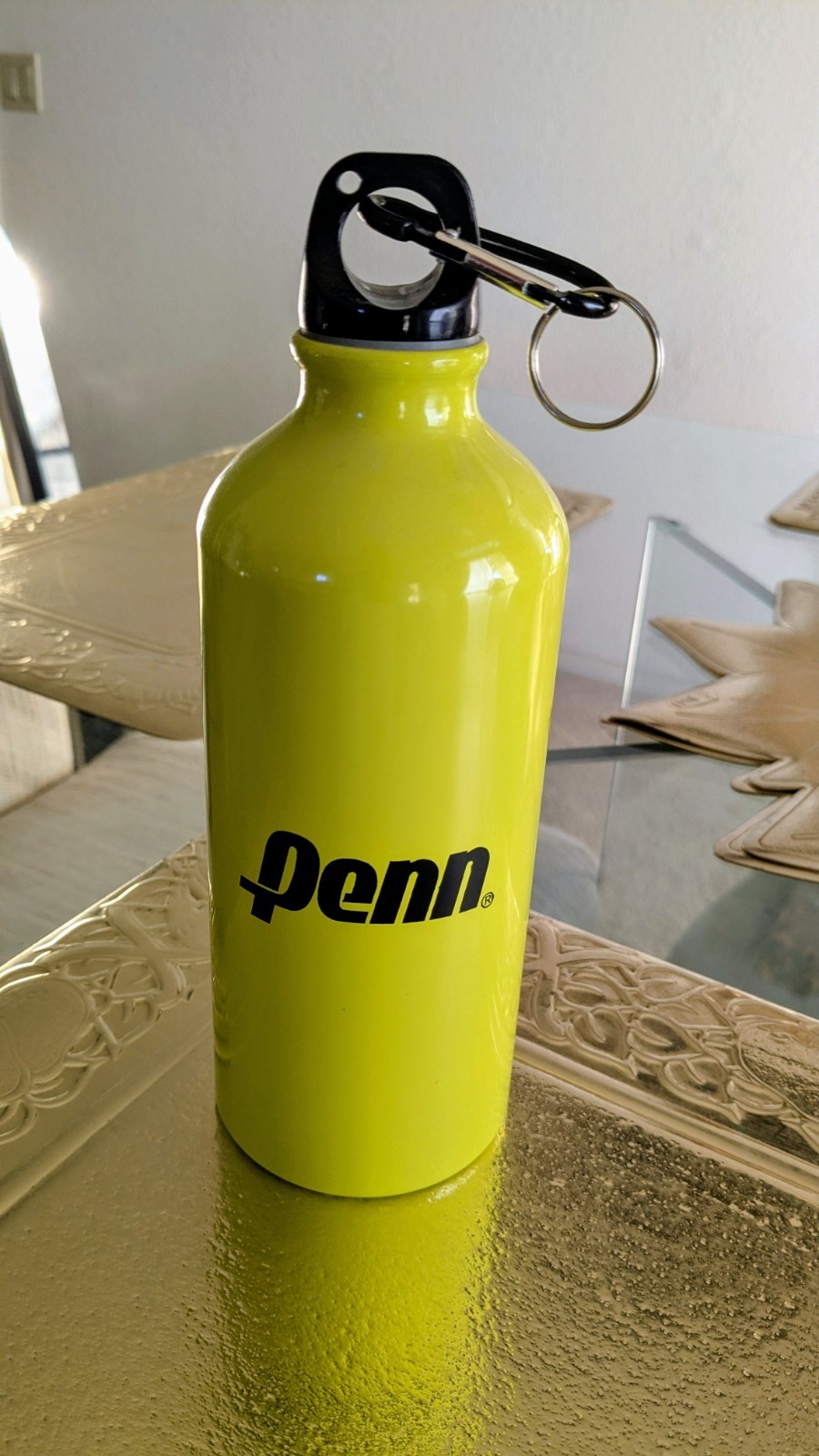 Penn tennis water bottle - excellent condition