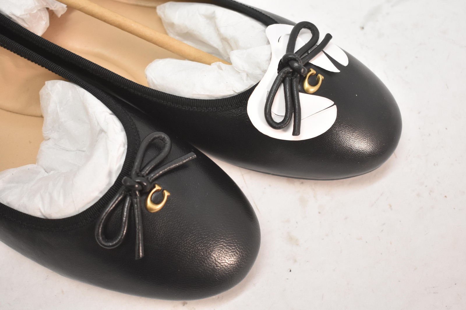 Coach Shoes Womens Size 9.5 Black Leather Ballet Flats Bow Slip On Comfort