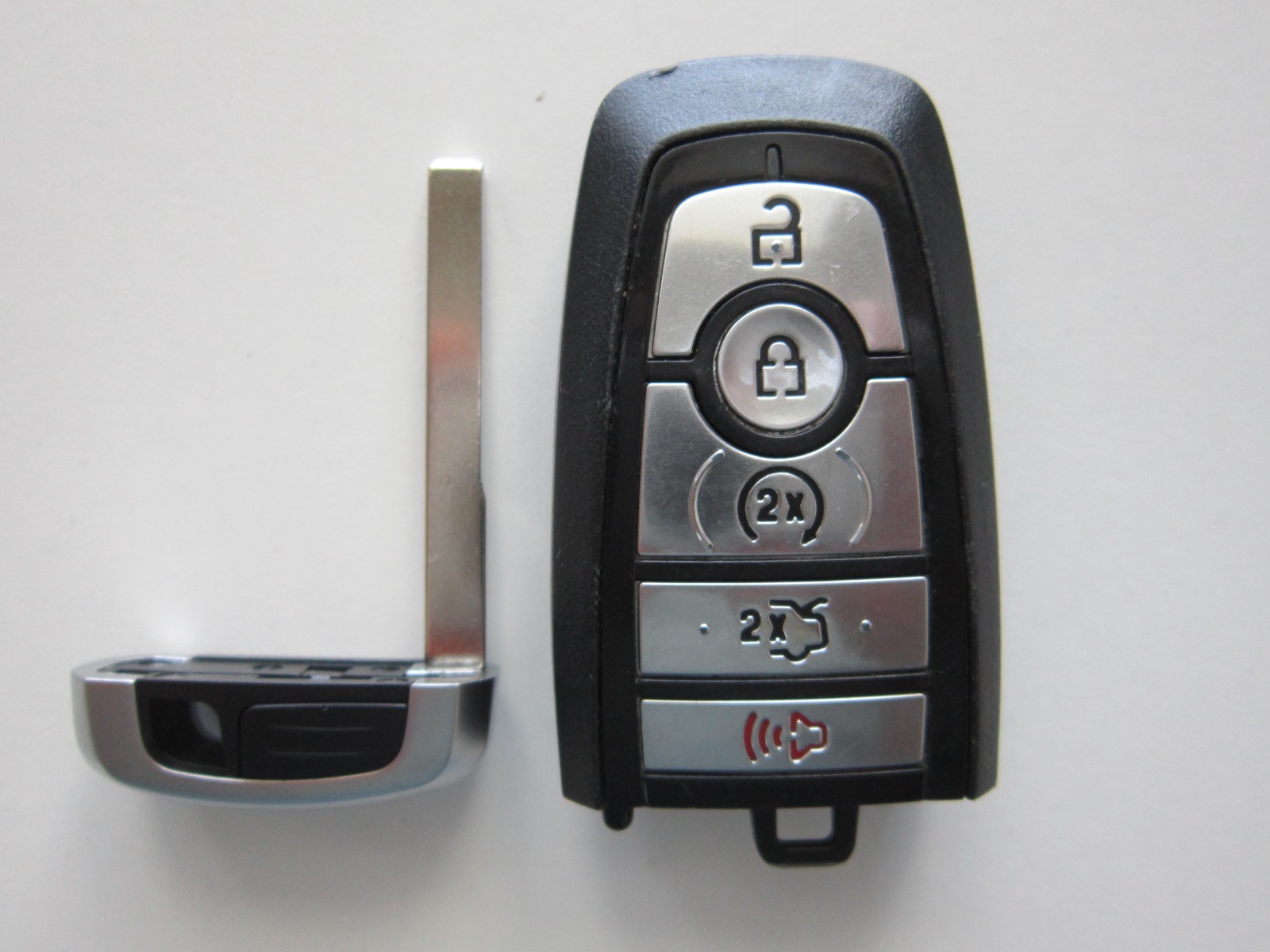 OEM 2023-2025 FORD MUSTANG SMART KEY KEYLESS REMOTE FOB 164-R8347 434Mhz