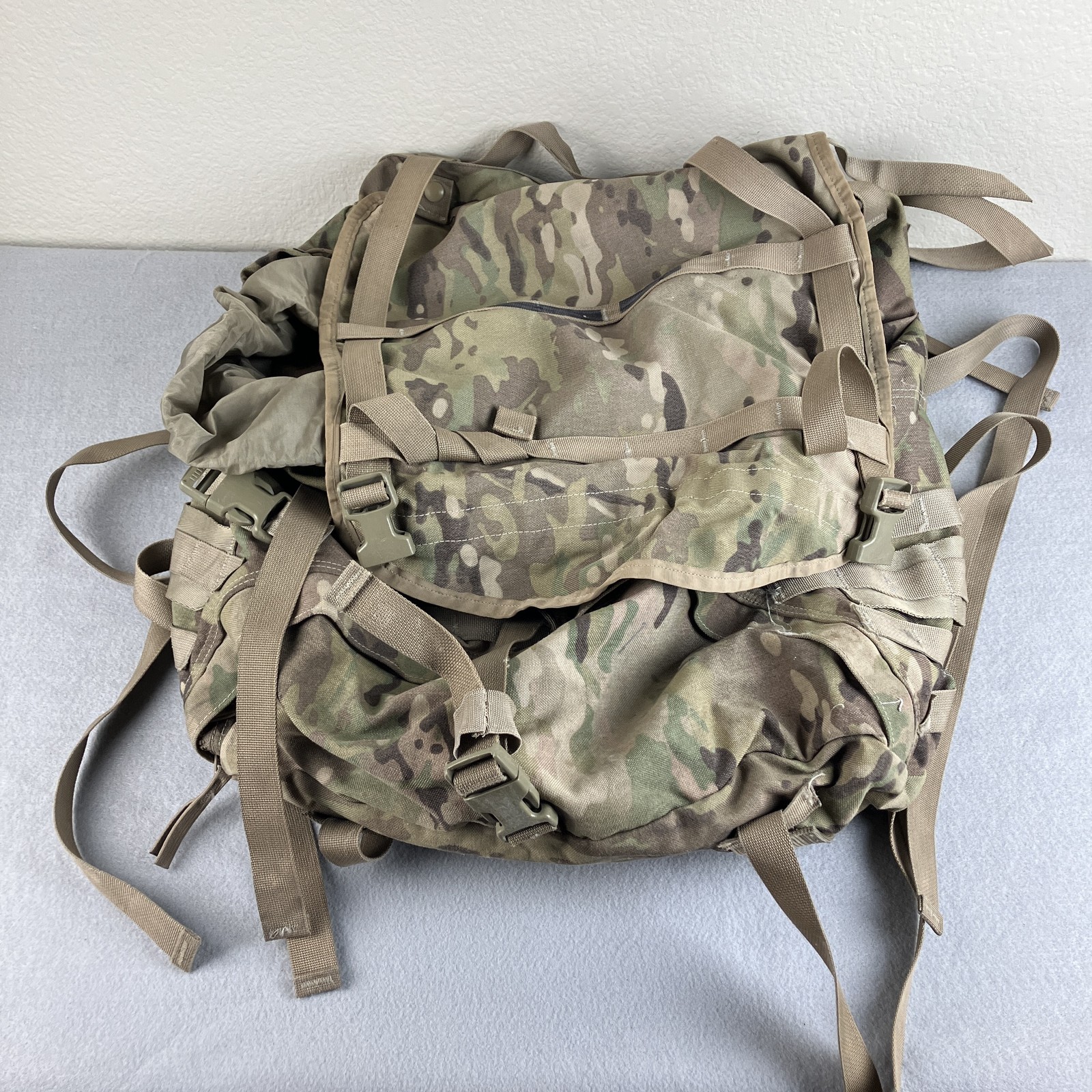 USGI MOLLE II Bag Large Rucksack Multicam Lightweight Modular Load Carrying