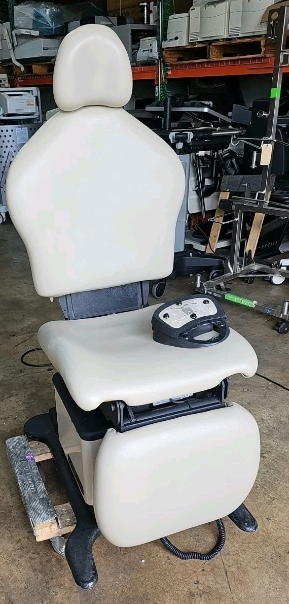 Midmark 419 Power ENT DERMATOLOGY Procedure Table Chair Programmable Exam 419003