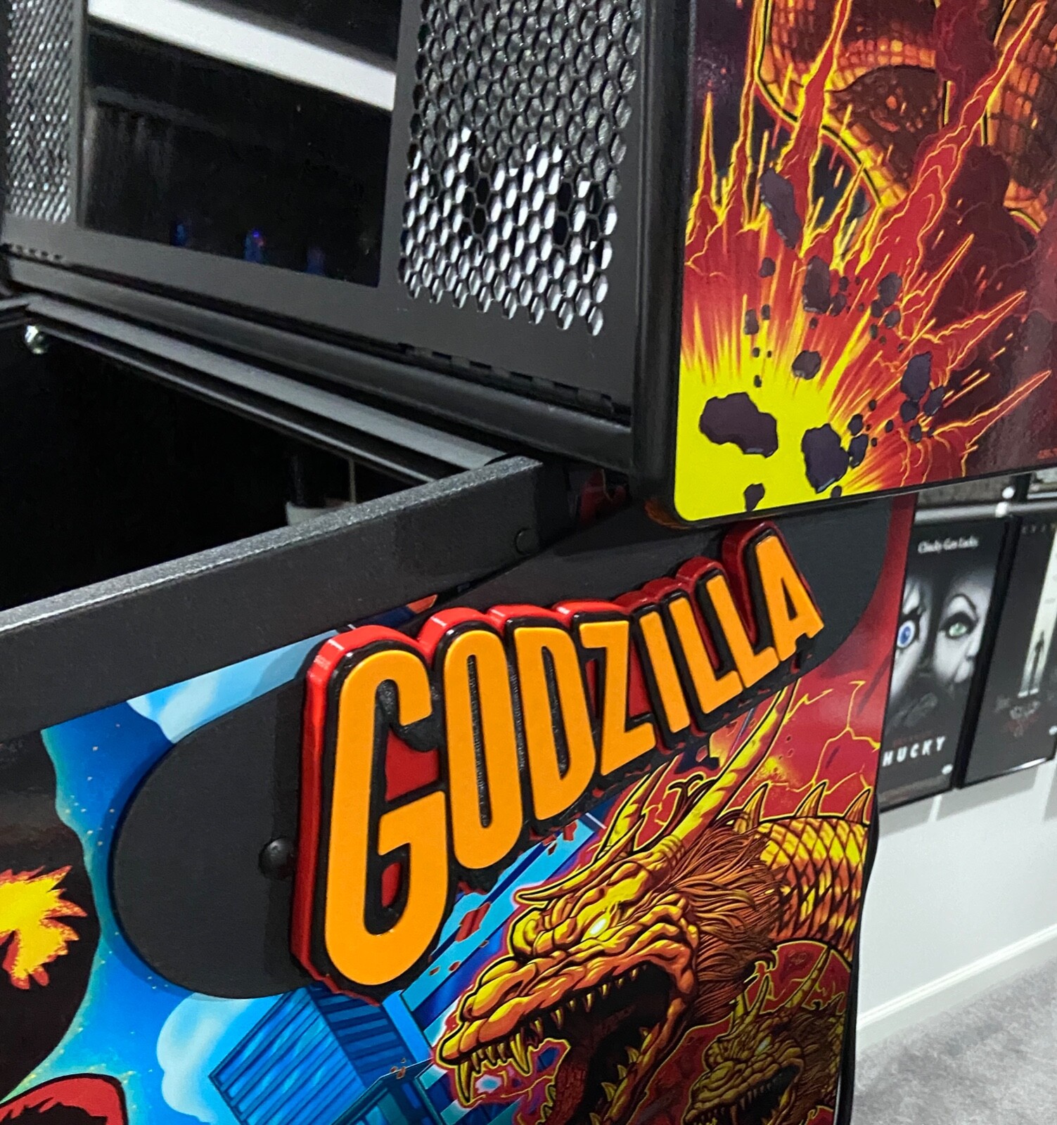 Godzilla PINBALL Mod BACK BOX HING MOD 3D LOGO -Red Base w Black trim & Orange