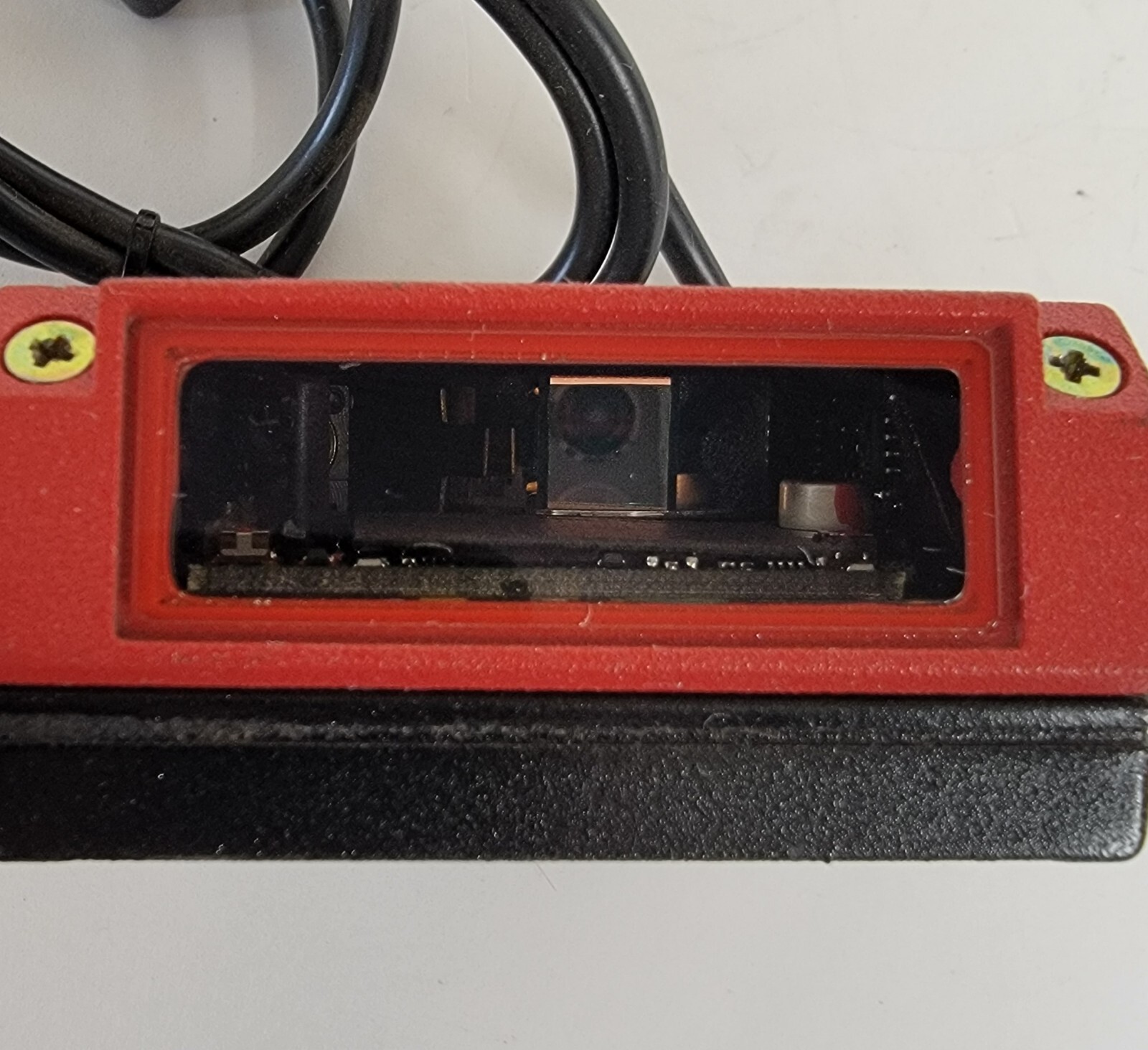 DATALOGIC DS2100-1114 LASER BARCODE SCANNER.
