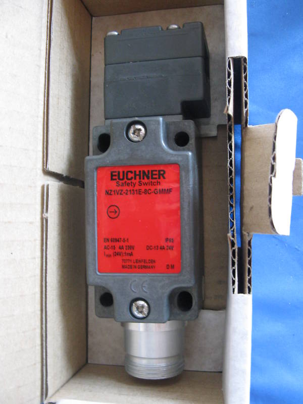 Euchner Safety Switch NZ1VZ-2131E-8C-GMMF new
