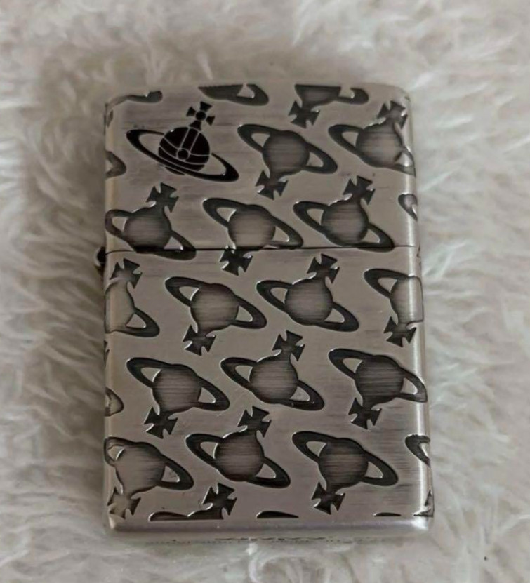 Vivienne Westwood Zippo OUTSTANDING ORB Oil Lighter Silver w/Box Flint replaced