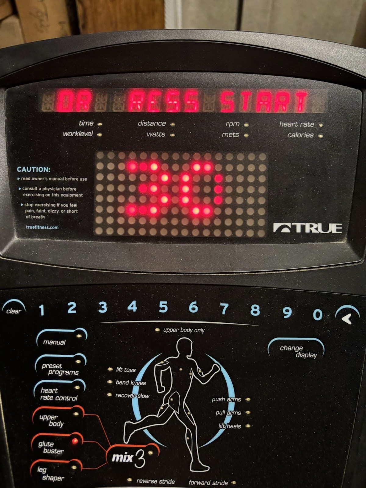 LED DISPLAY / TRUE STRIDER (TSX) Elliptical