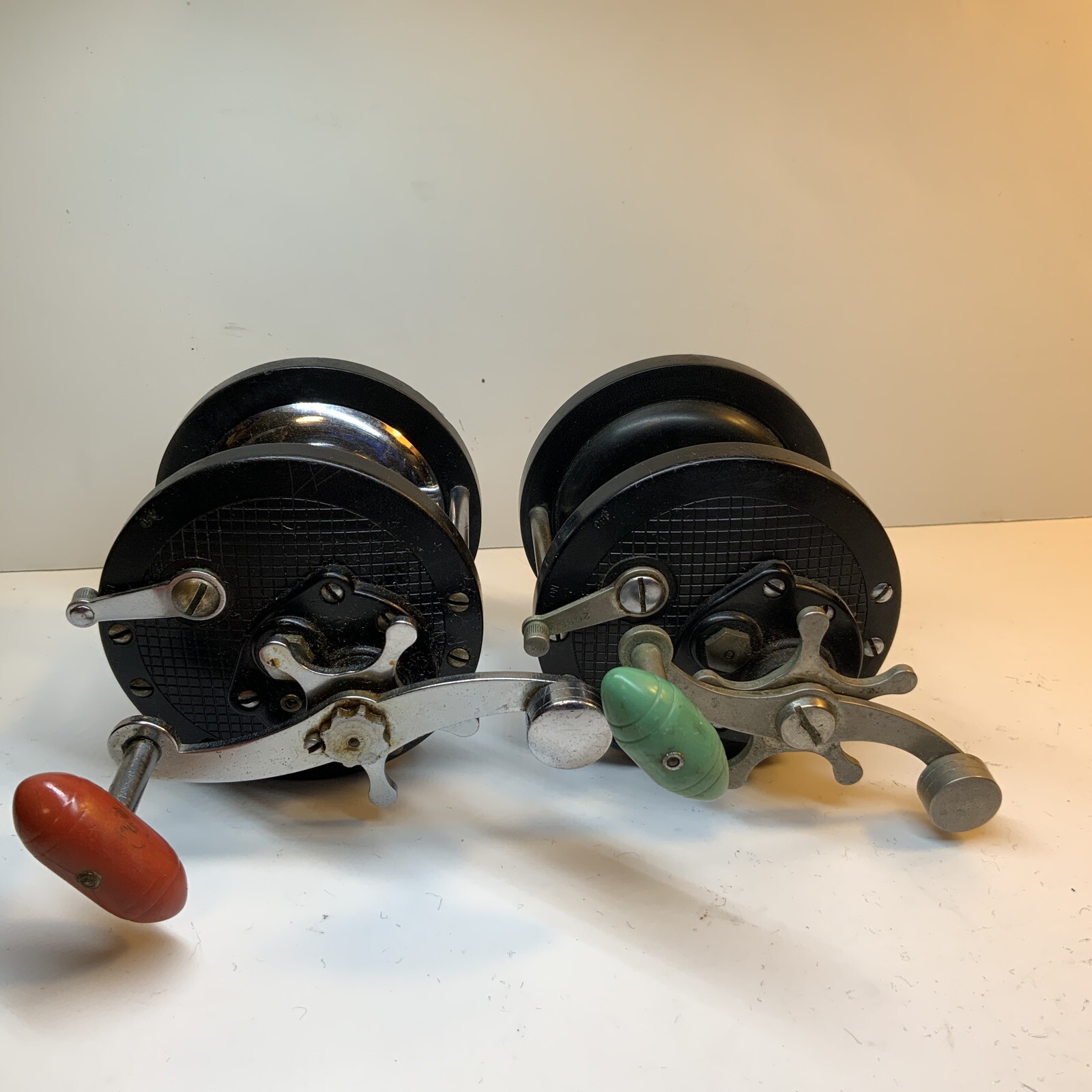 VINTAGE FISHING REEL LAWRENCE 2762 REELS, WORKING CONDITION Wow You Get 2 Reels