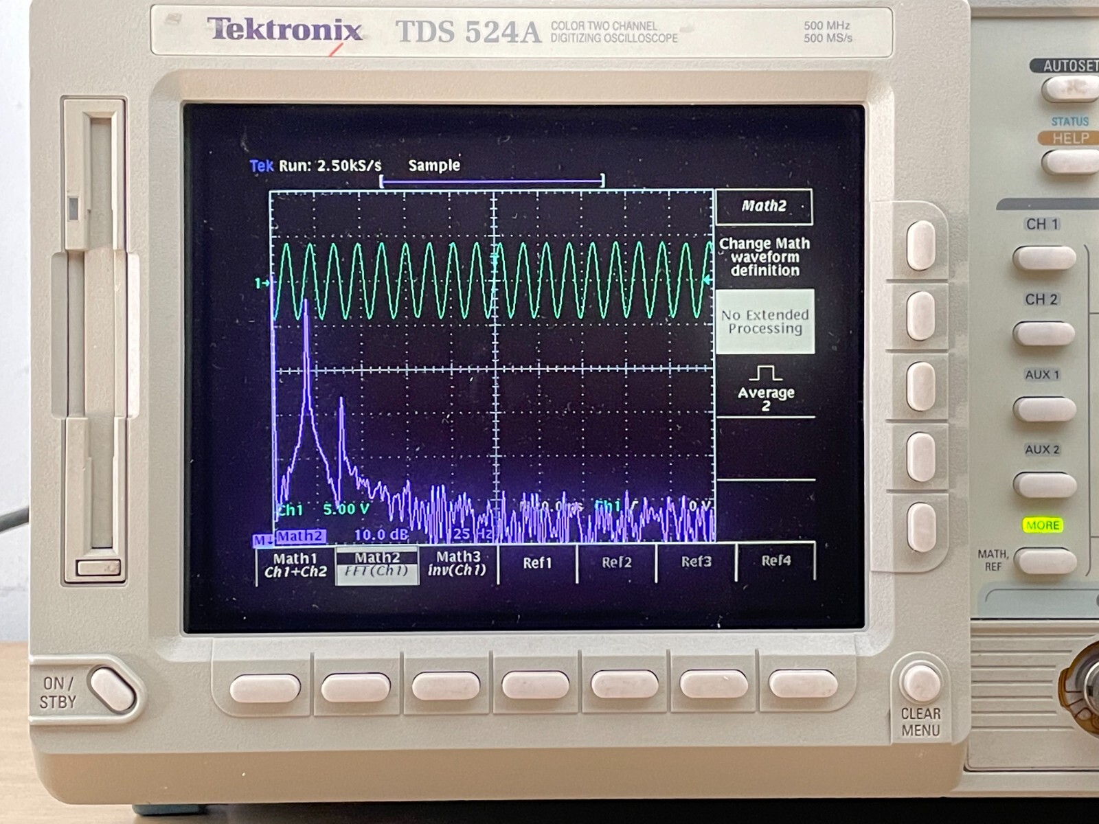 Tektronix TDS524A 500MHz 500MS/s in perfect working condition.