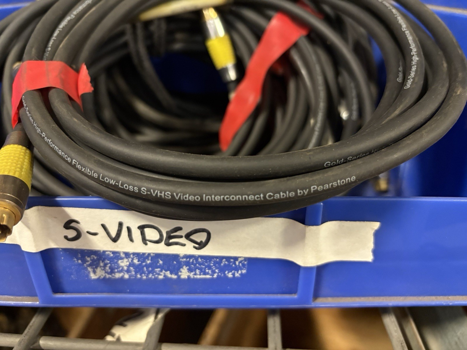 Pearstone High Performance Flexible Low-Loss S-VHS Video Interconnect Cable