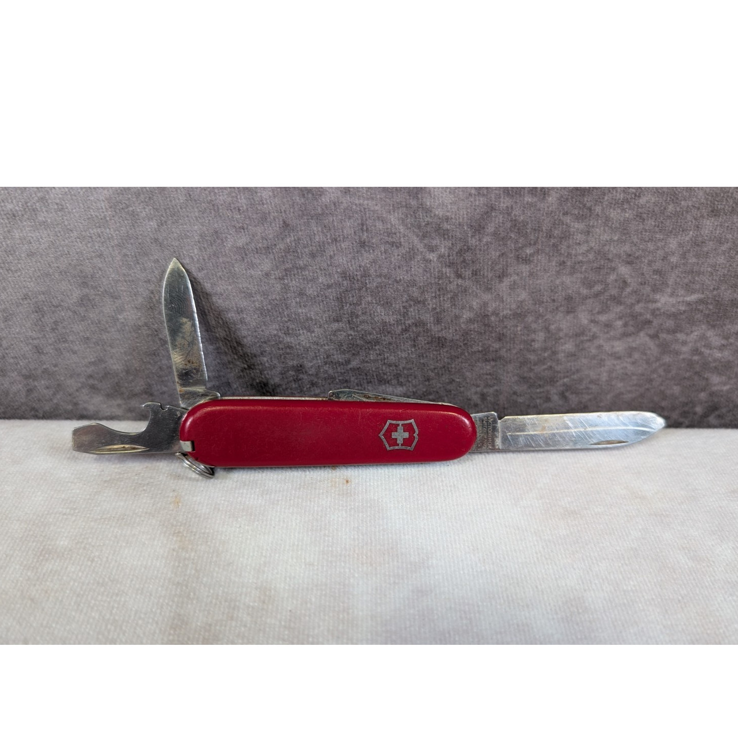 Victorinox Swiss Army Red Multi-Tool Knife Stainless Steel Tweezers Toothpick