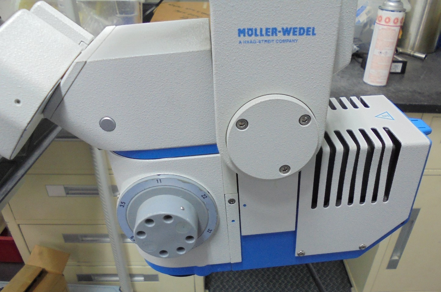 Moller-Wedel Surgical Microscope Schmersal KF 2 1W/1W Foot Control
