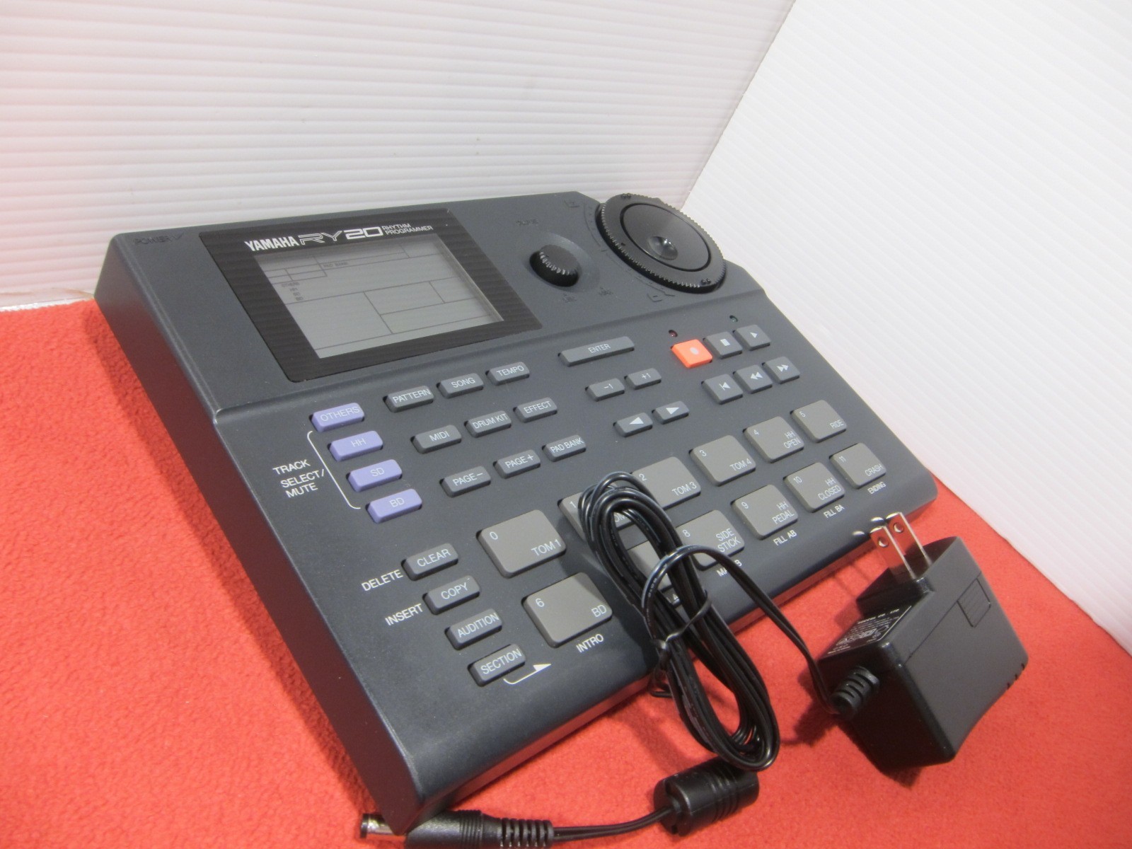 Yamaha RY20 Rhythm Programmer Drum Machine Tested Made in Japan w/ Power Supply