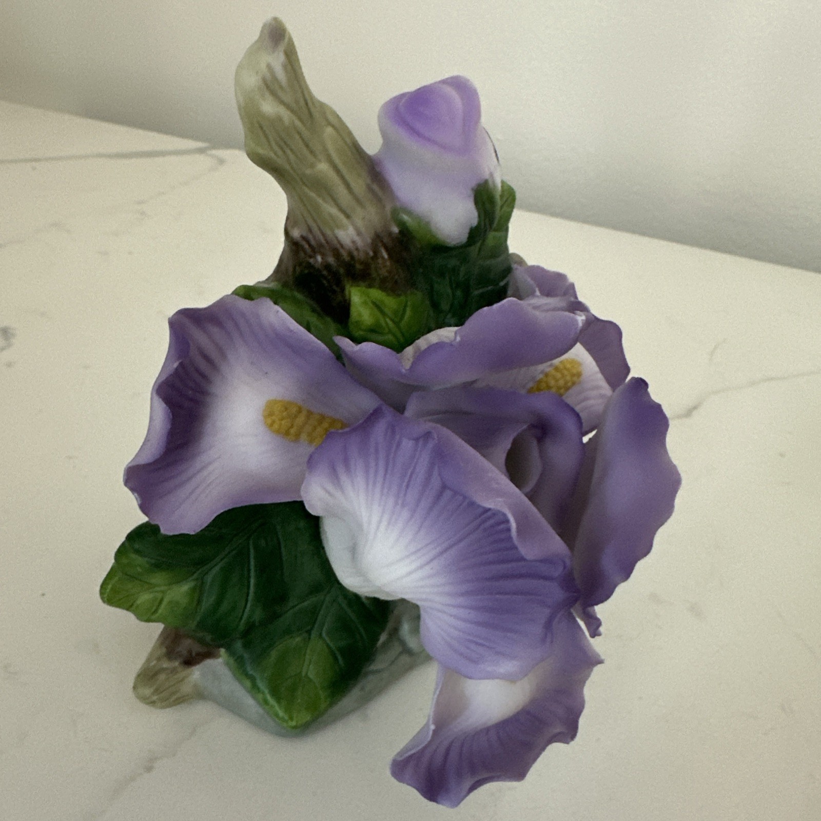 Porcelain Iris Nightlight Cover For Plug In Wall