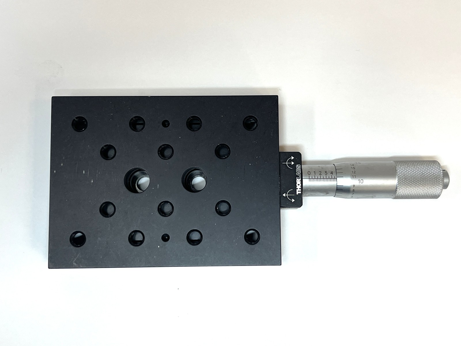 Thorlabs PT1 1-Axis Manual Linear Translation Stage 1/4-20 Standard Micrometer