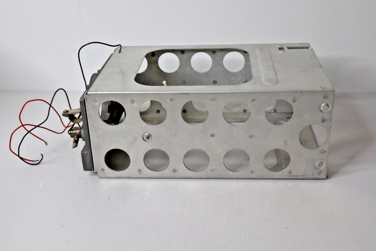 Bendix King KMD 540 MFD Tray / Backplate / Connectors