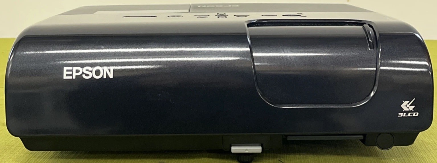 Epson Powerlite 77c EMP-X5  Projector  w/Case & Remote (16 Lamp Hours)
