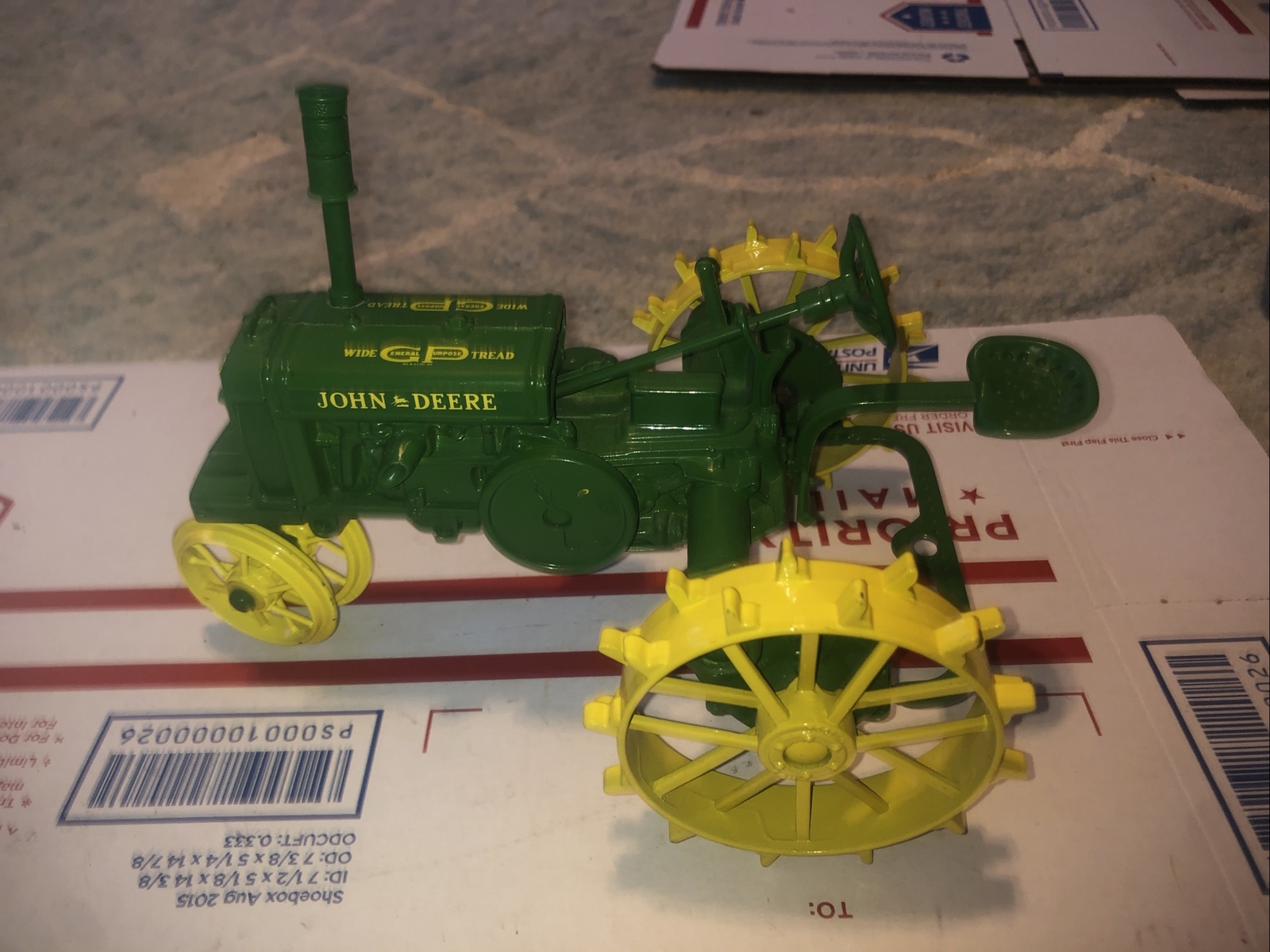1/16 Ertl JD GENERAL PURPOSE WIDE-TREAD TRACTOR TWO-CYLINDER #5706