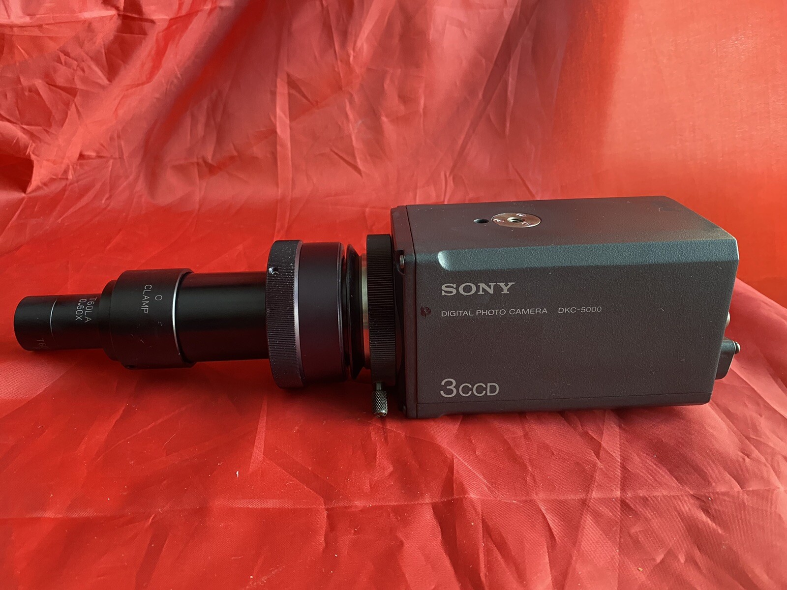 Sony 3CCD  Digital Photo Camera  with Adapter DKC-5000