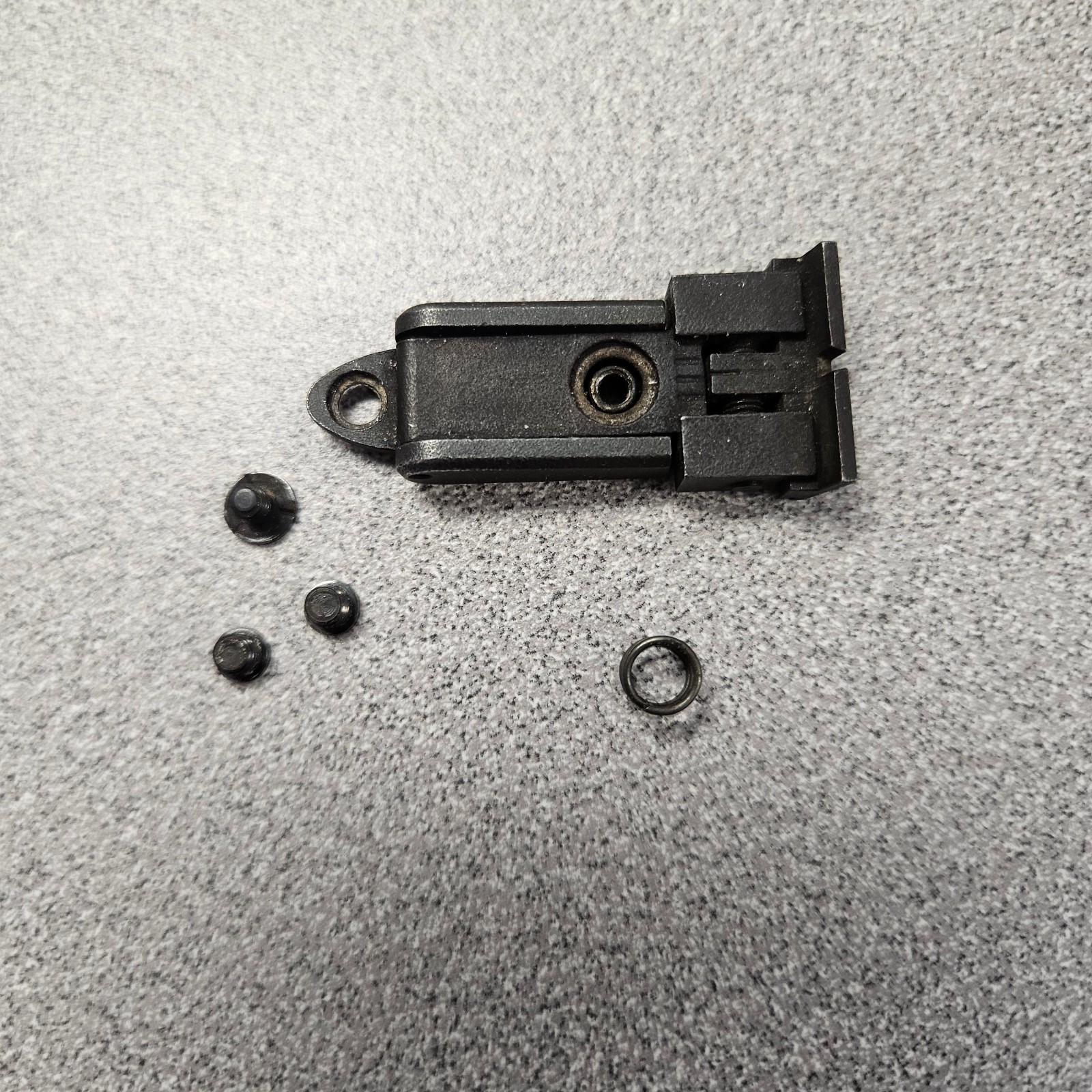 T/C Thompson Center Cherokee/Seneca/Patriot,Rear Sight W/ Screws and spring
